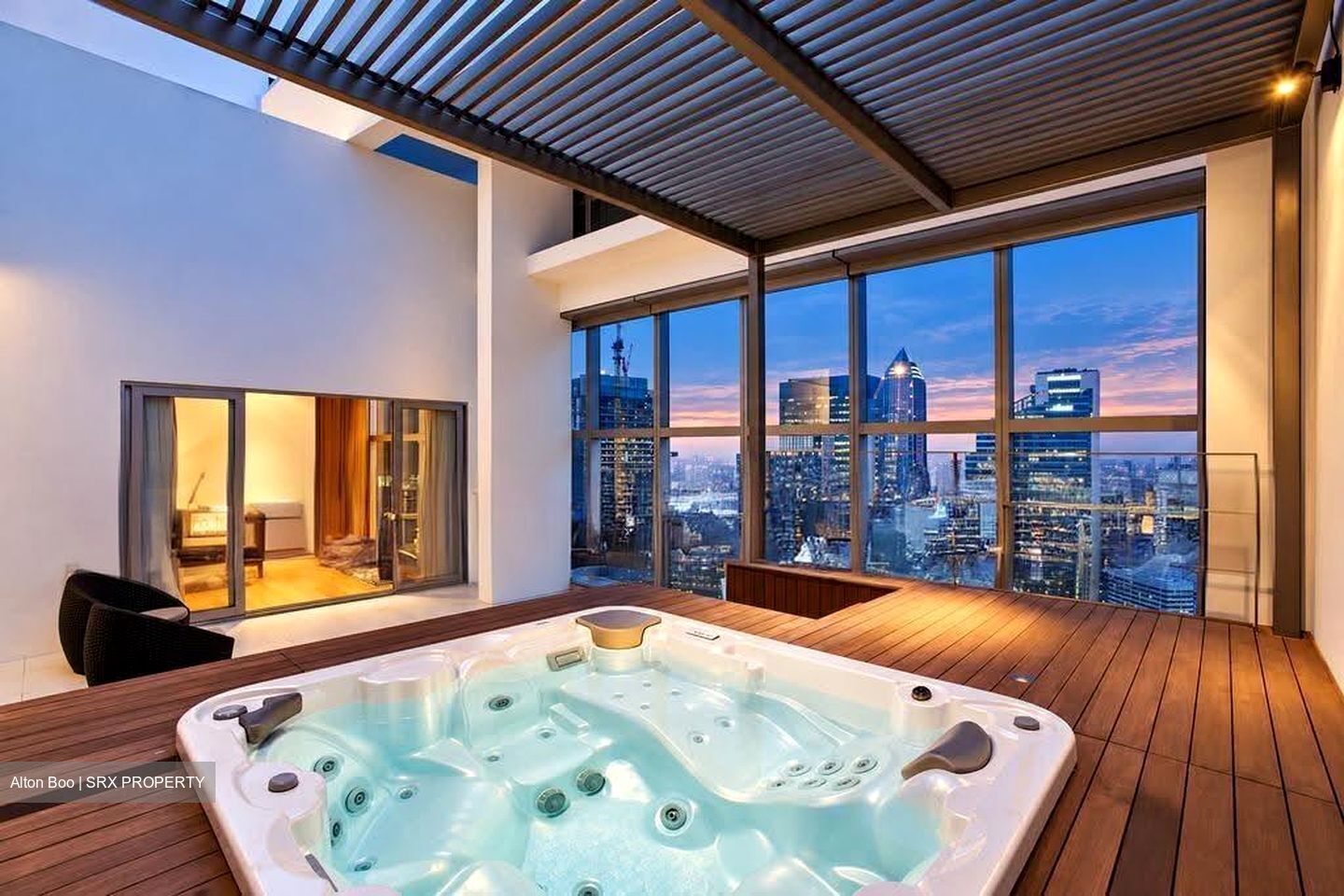 Marina Bay Residences (D1), Condominium #637349151